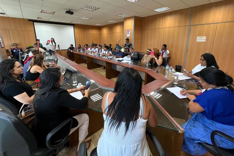 Povo Mura participa de encontro com MPI e Funai