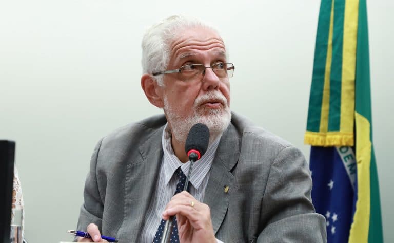 Câmara dos Deputados debate impactos da extração