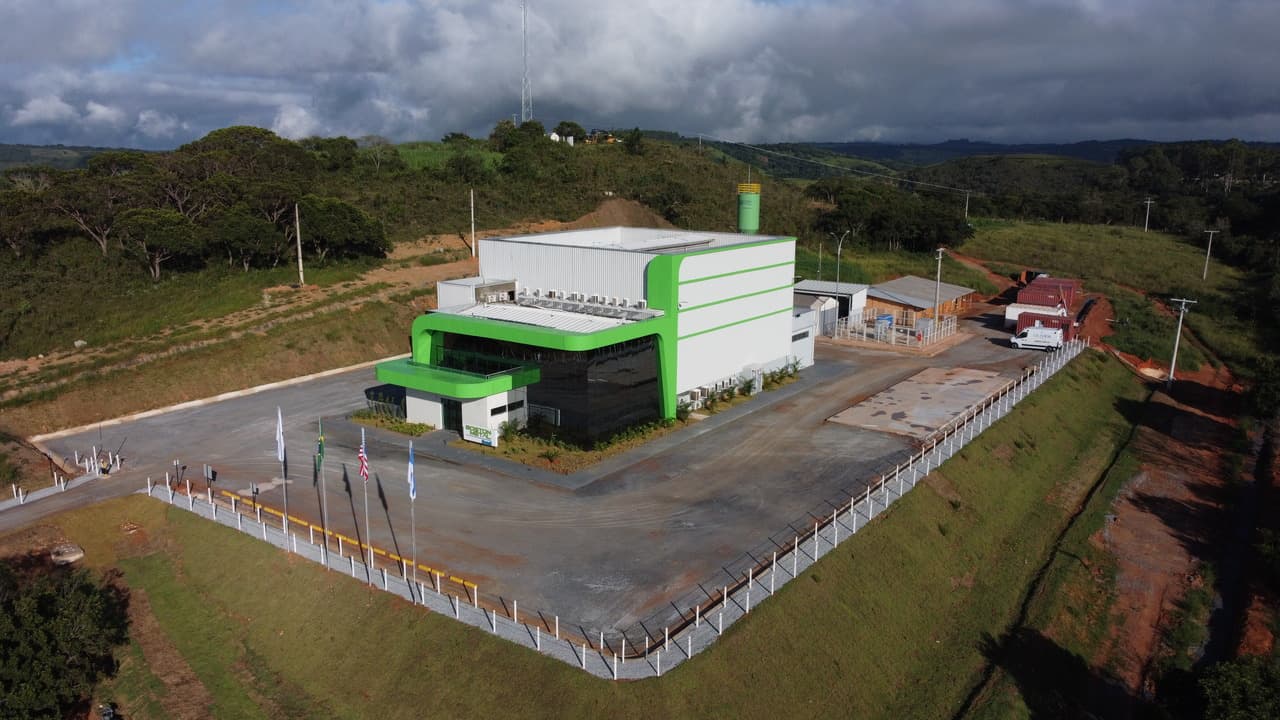 Boston Metal inaugura fábrica de metais a partir de rejeitos de mineração