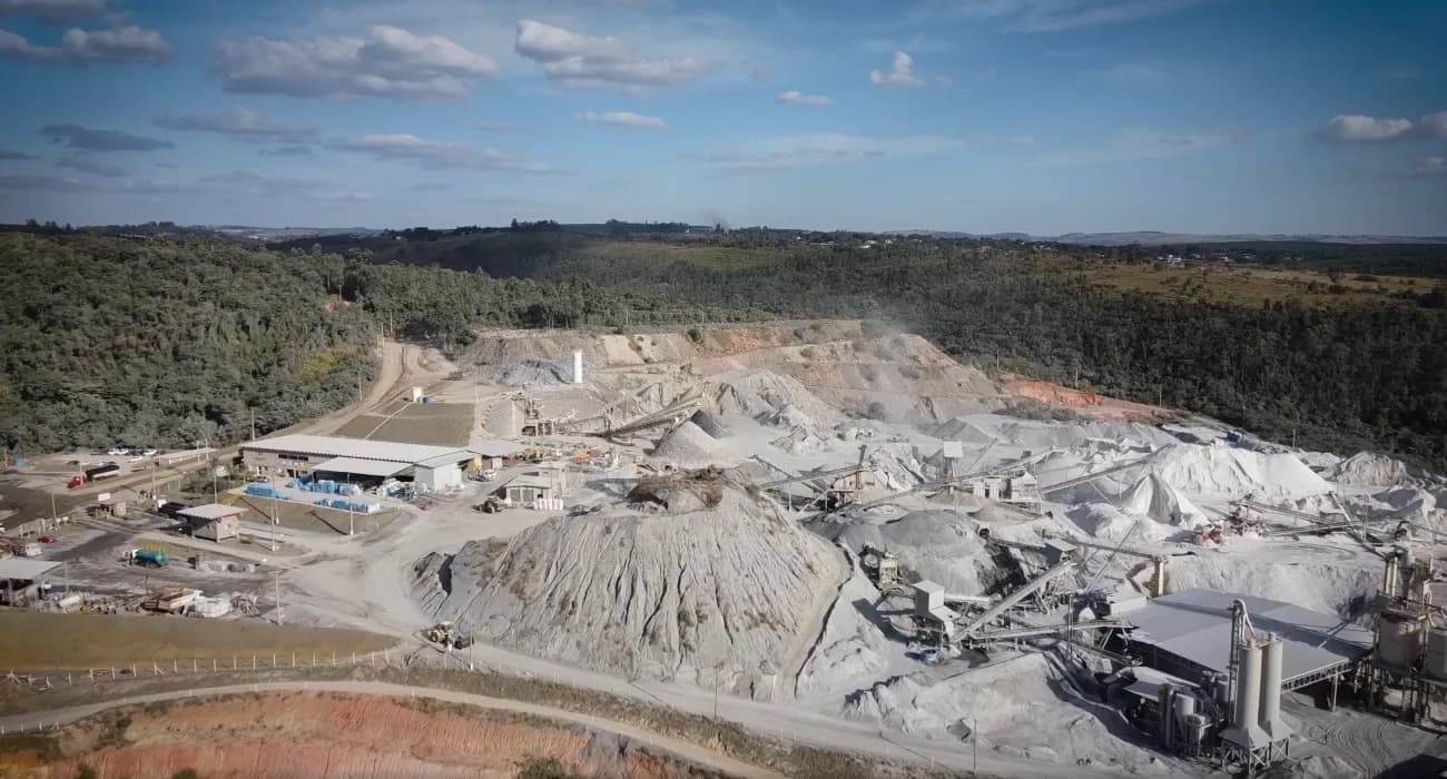 Foto da Massari Mineração