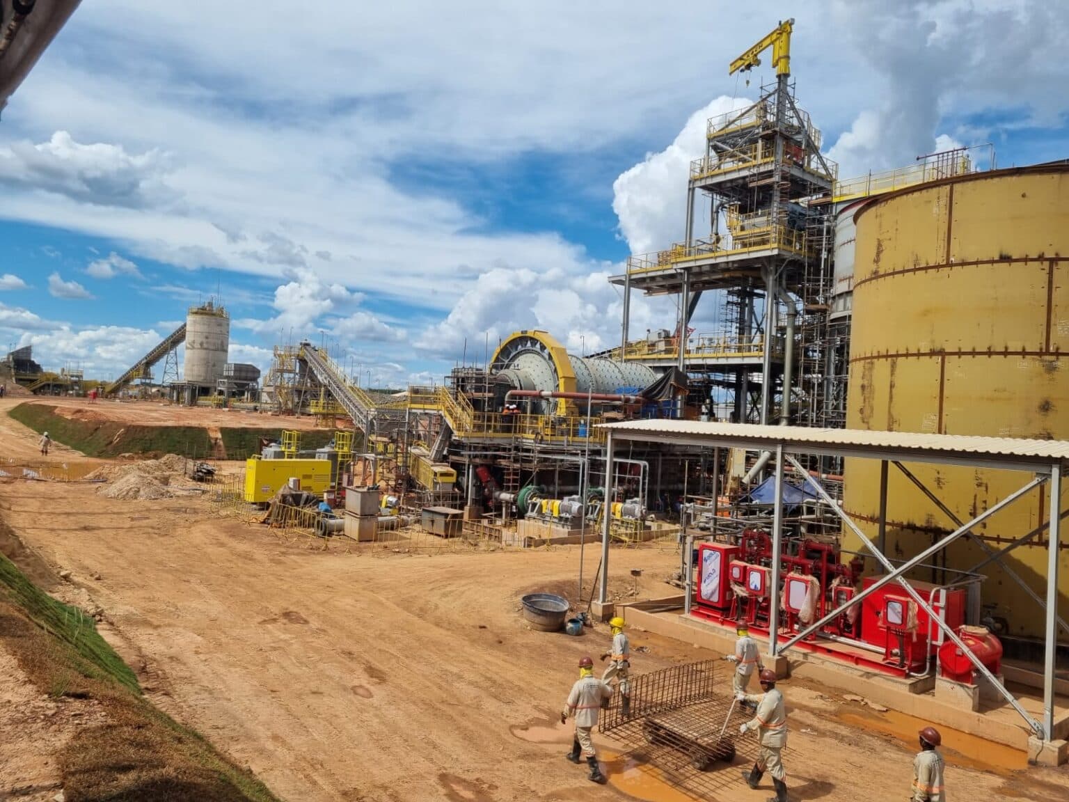 Produção prévia total da Aura Minerals soma 64 mil onças no segundo trimestre