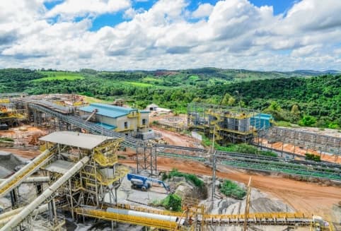 Receita da AMG cresce 8% no primeiro trimestre, apesar de preço do lítio