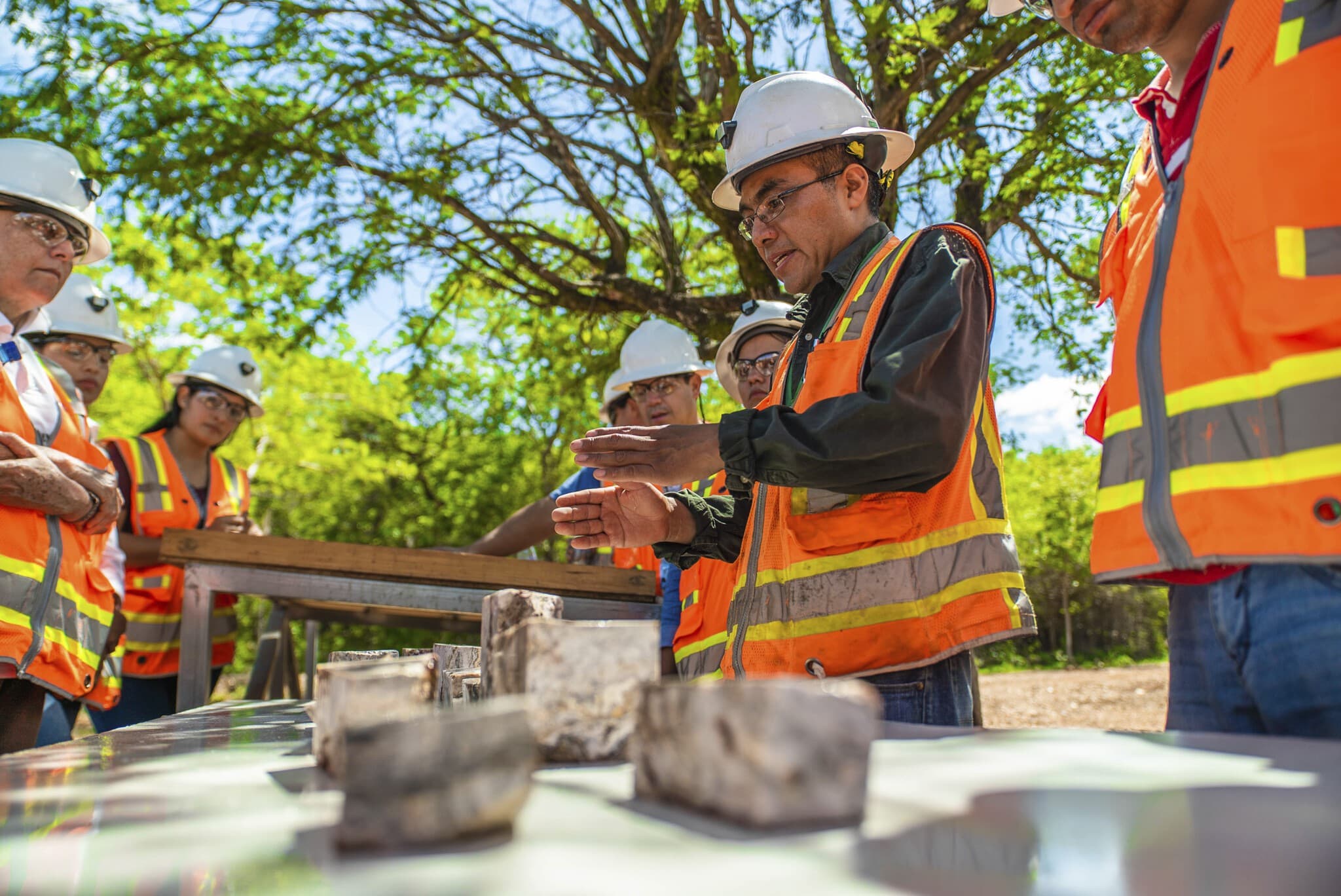 Aura Minerals adquire Bluestone Resources, por US$ 74,3 milhões