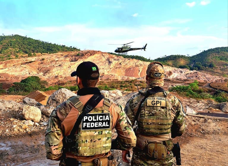 A extração e comercialização ilegal de minérios e a governança da mineração no País