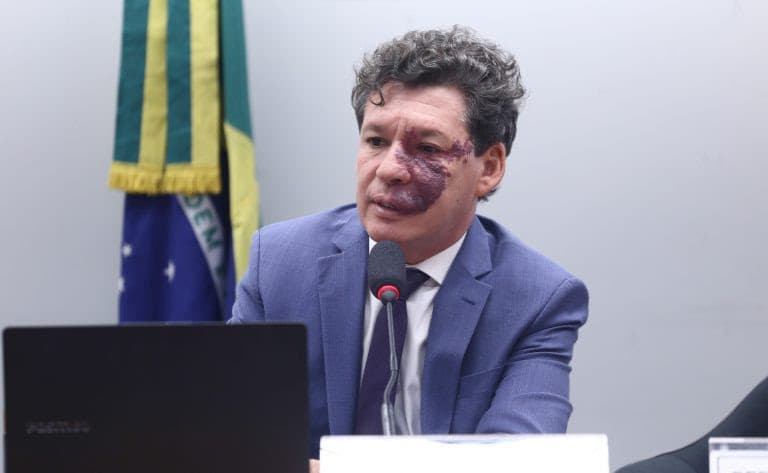 PL prevê incentivos para processo menos poluente na siderurgia