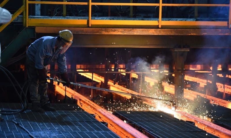 China volta a puxar crescimento da produção