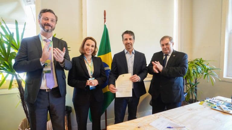 ABAL e MMA assinam protocolo de intenções