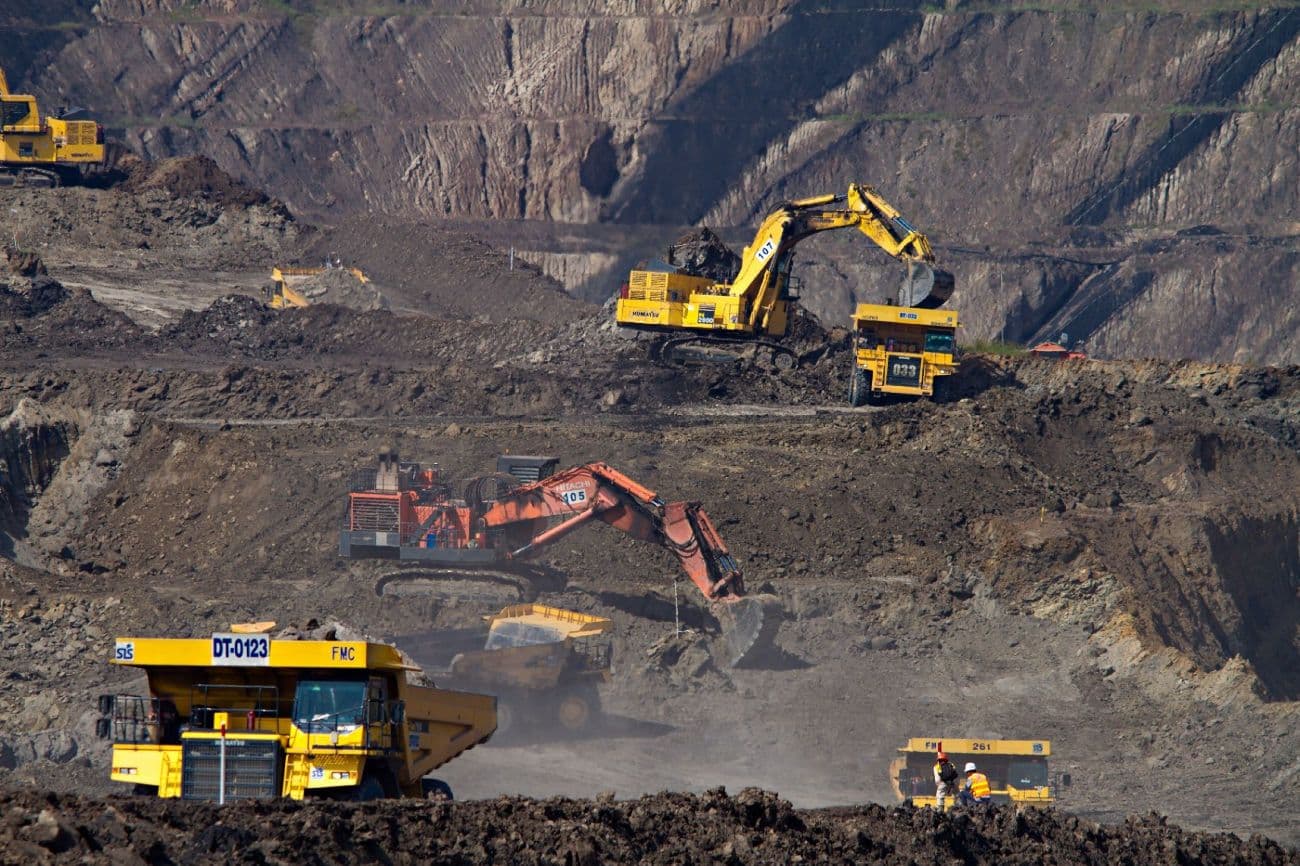 Entre as sanções e a escassez: minerais críticos nas relações russo-americanas