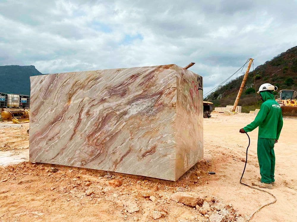 A major world player in the dimension stone industry