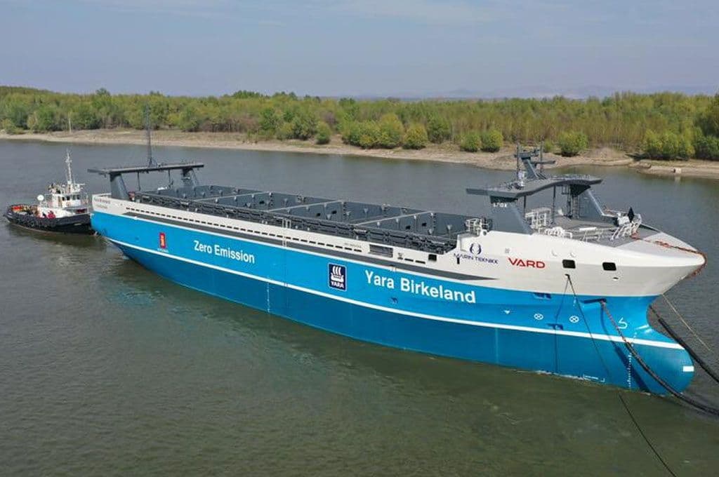 Primeiro navio-cargueiro 100% elétrico e autônomo