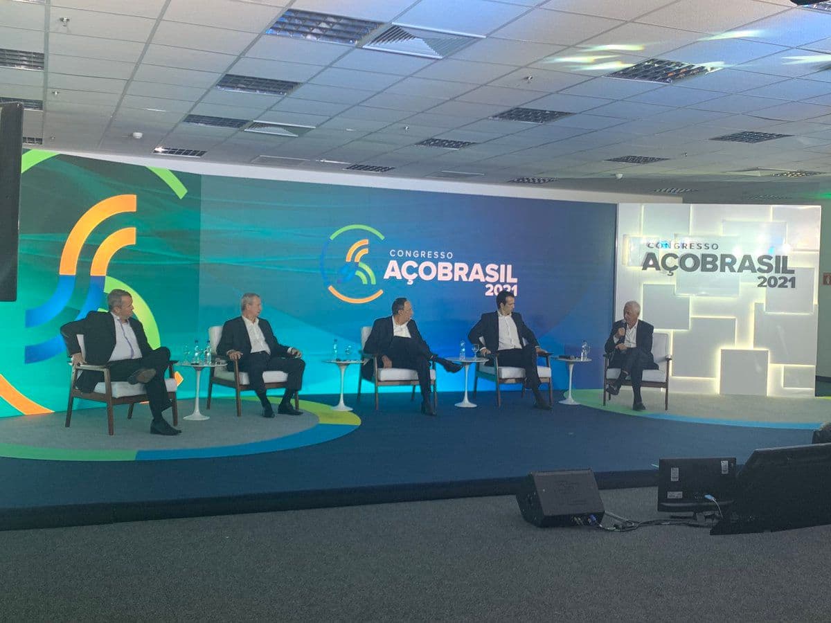 Para CEOs, Brasil precisa melhorar competitividade