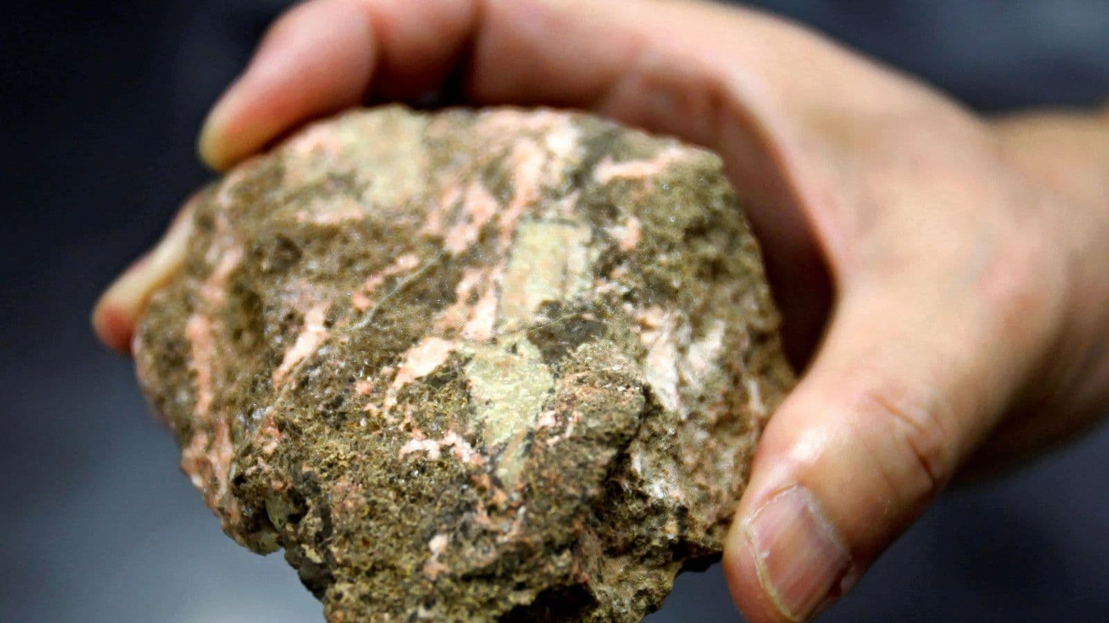 Lista de minerais estratégicos