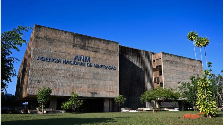 Candidatos aprovados em concurso público divulgam carta aberta
