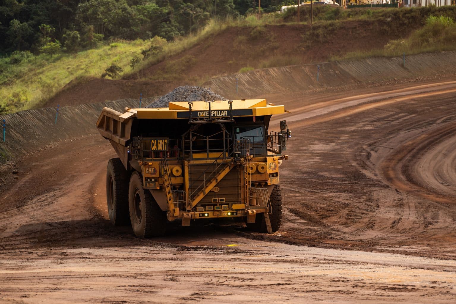 Vale, Caterpillar e Sotreq ampliam frota de caminhões autônomos no Sistema Norte