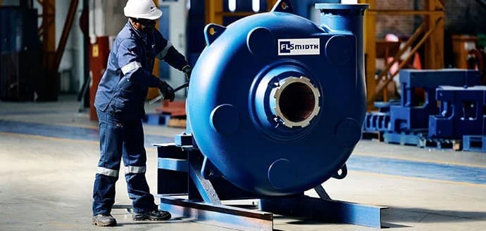 FLSmidth aumenta margem EBITA para 15,9% em 2025