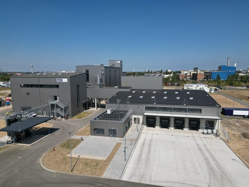 Lucro bruto da AMG aumenta 40% e atinge US$ 235 milhões em 2025