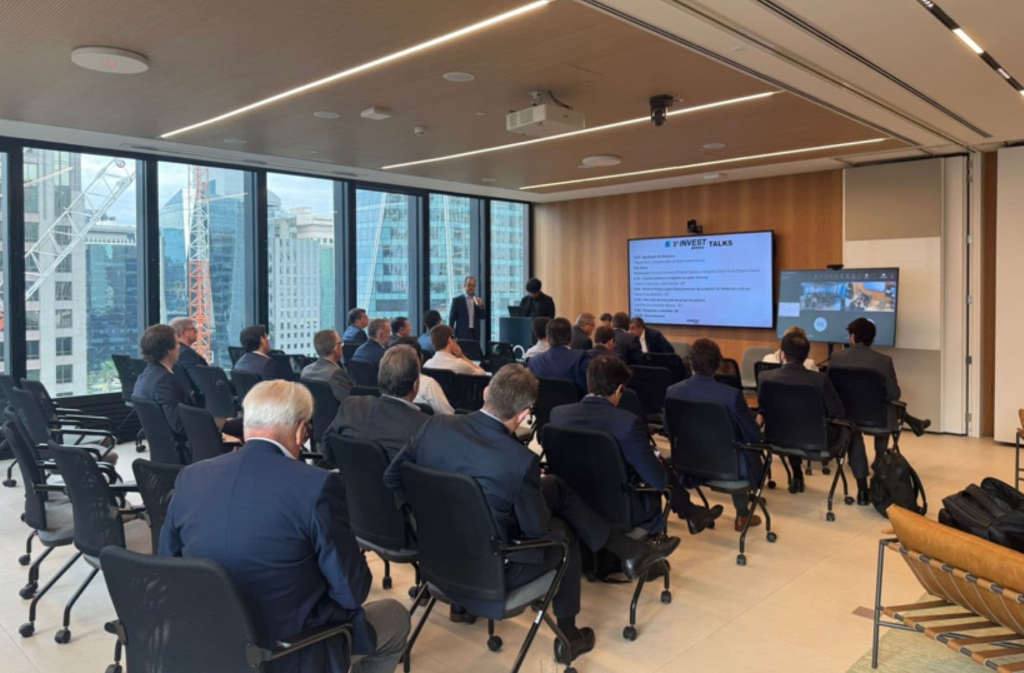 Invest Mining Talks debate oportunidades no setor mineral