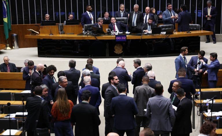 Câmara aprova política nacional de minerais críticos e estratégicos
