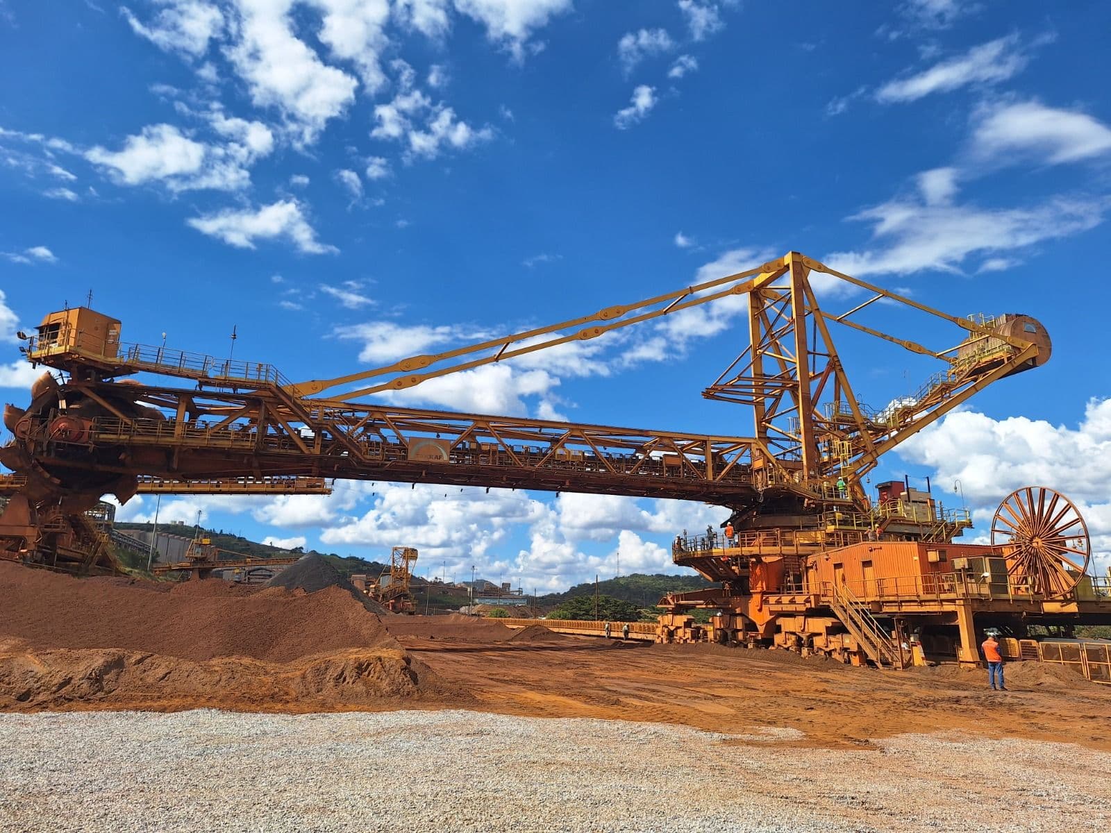 Metso amplia atuação na área de field services